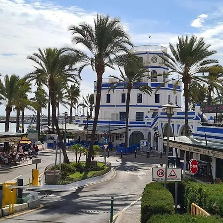 Port Beachside - Marina Bay * Εστεπόνα